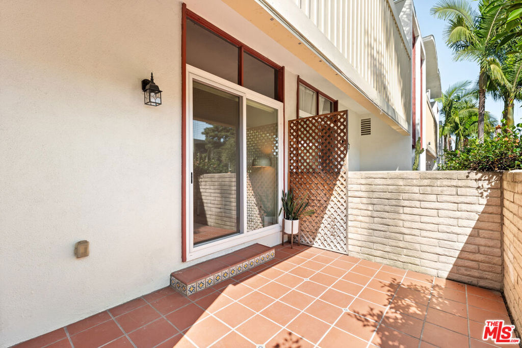 13249 Fiji Way F Property Photo 3