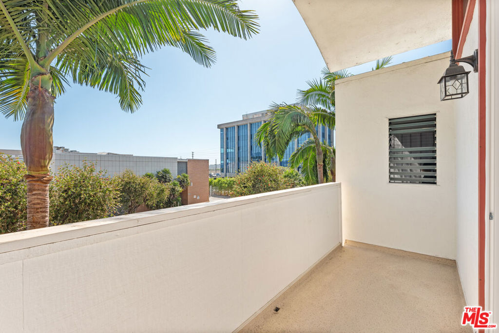 13249 Fiji Way F Property Photo 11