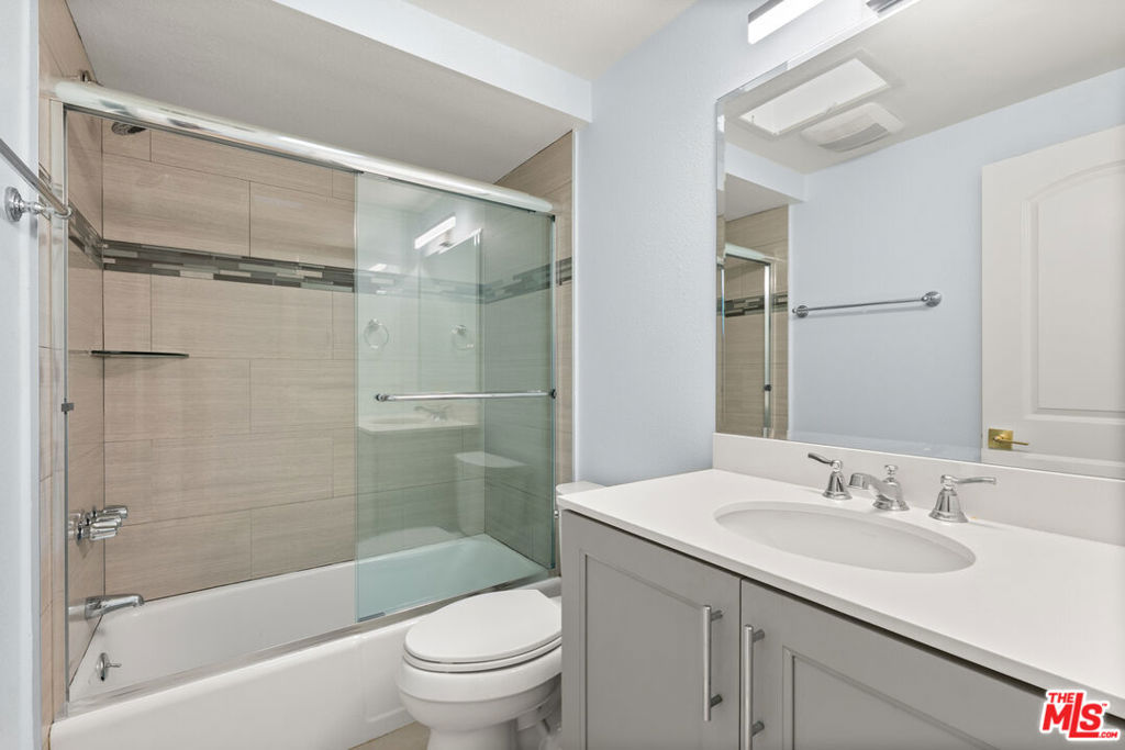 13249 Fiji Way F Property Photo 15