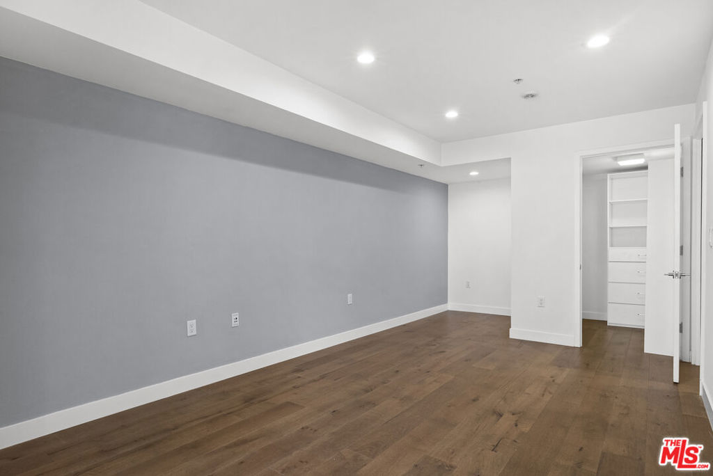 901 S Flower Street 513 Property Photo 7