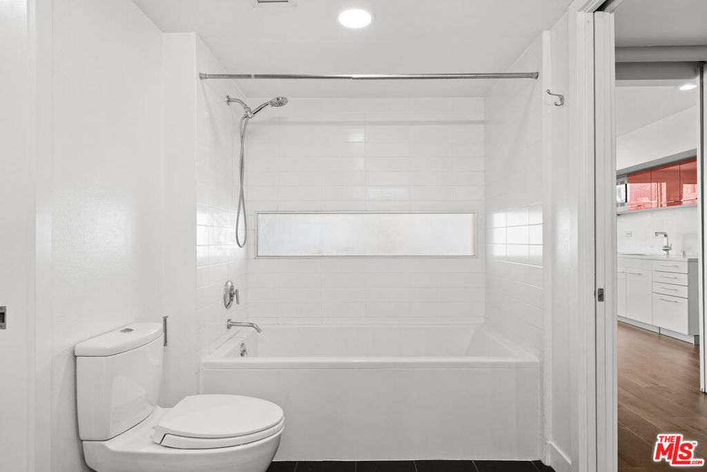 901 S Flower Street 513 Property Photo 10