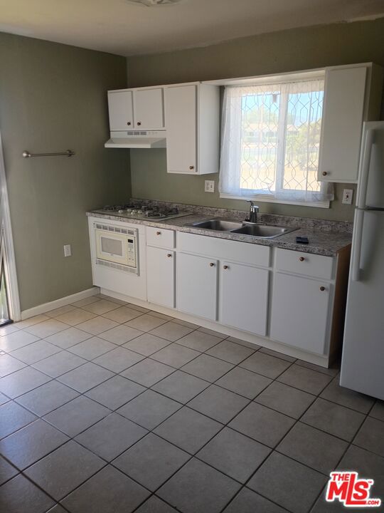 15308 Main Street Property Photo 3