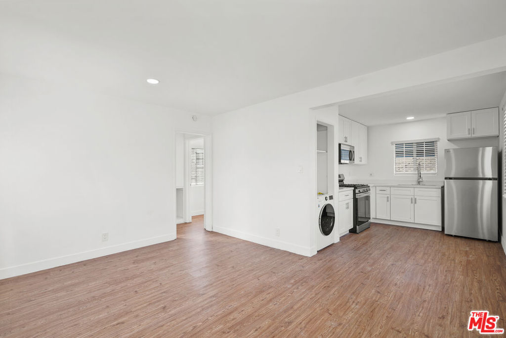 530 Almond Avenue Property Photo 17