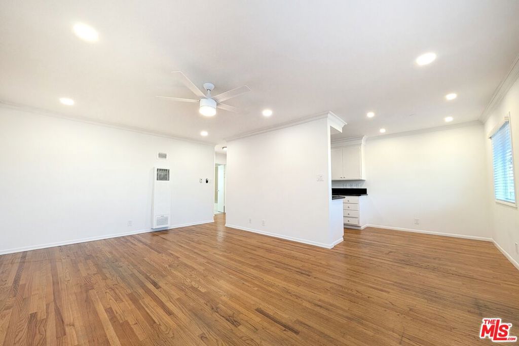 224 Bicknell Avenue C Property Photo 2