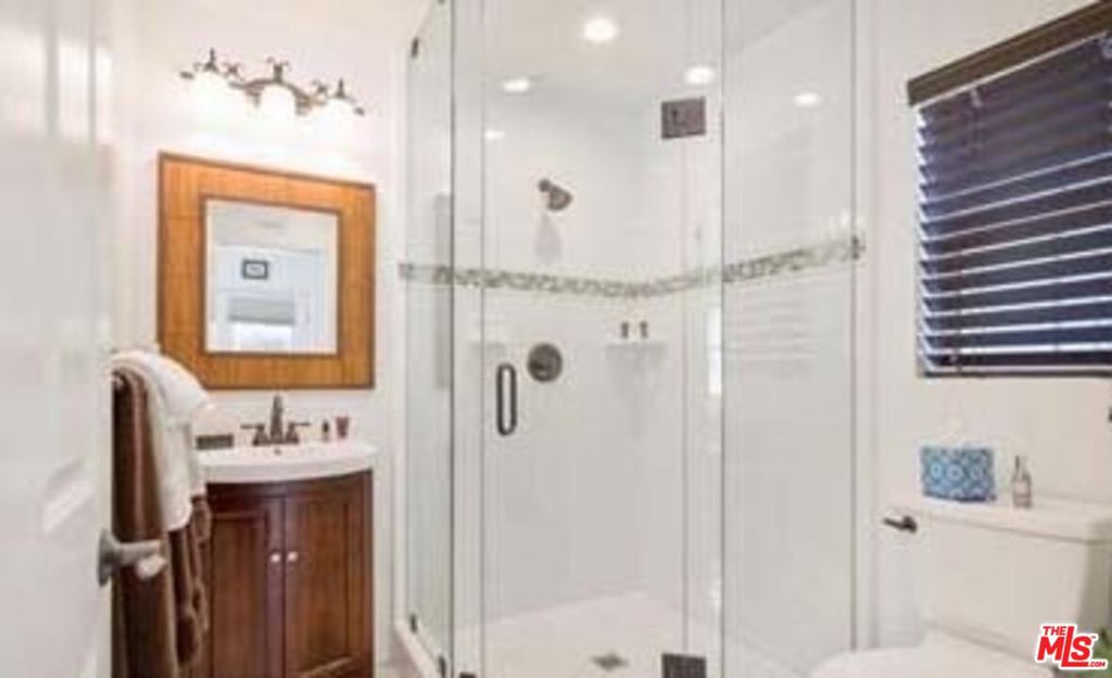 2340 Caldero Property Photo 7