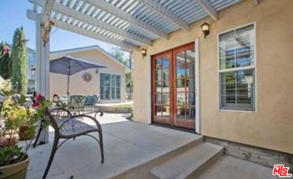 2340 Caldero Property Photo 9