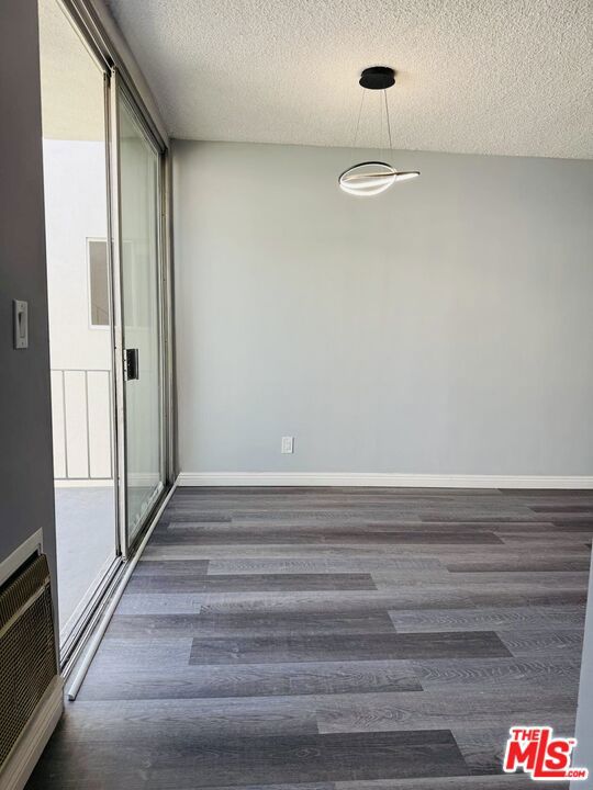 360 S Kenmore Avenue 305 Property Photo 9