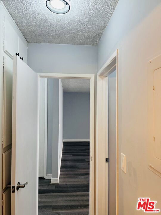 360 S Kenmore Avenue 305 Property Photo 26