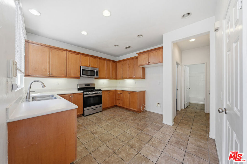 1021 Topaz Lane Property Photo 17