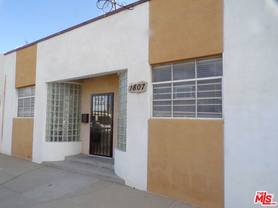 26987239 Property Photo 3