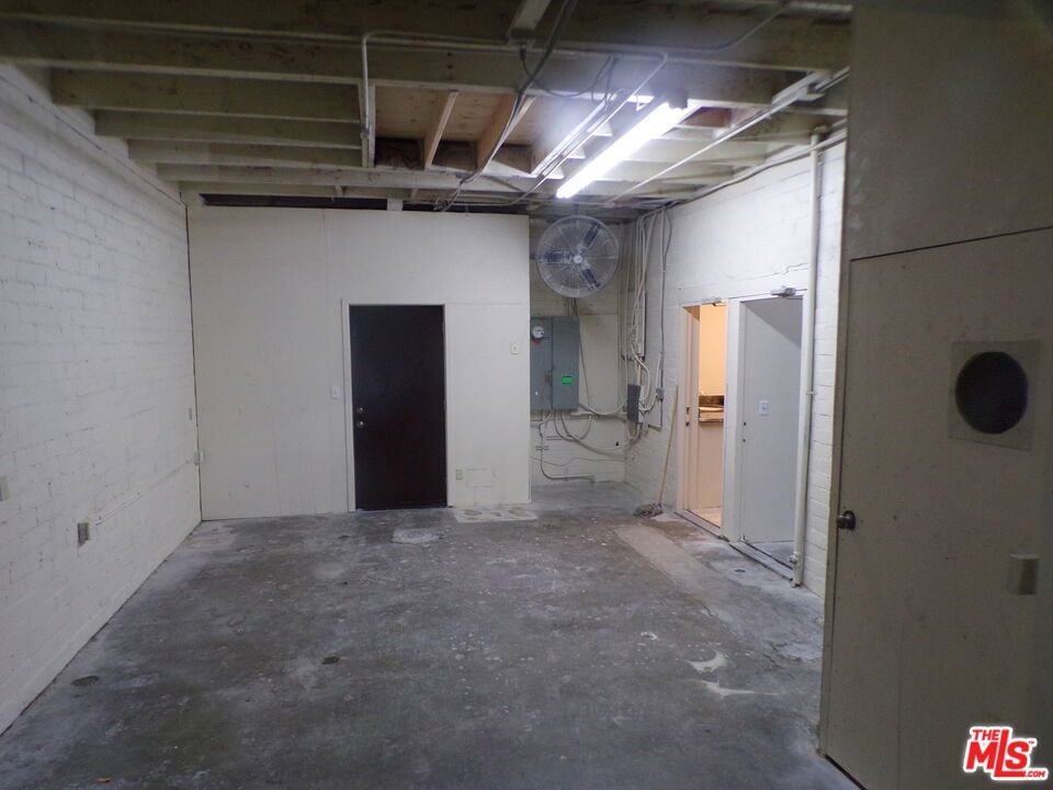 26987239 Property Photo 9