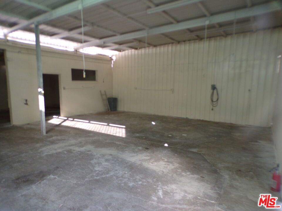 26987239 Property Photo 12