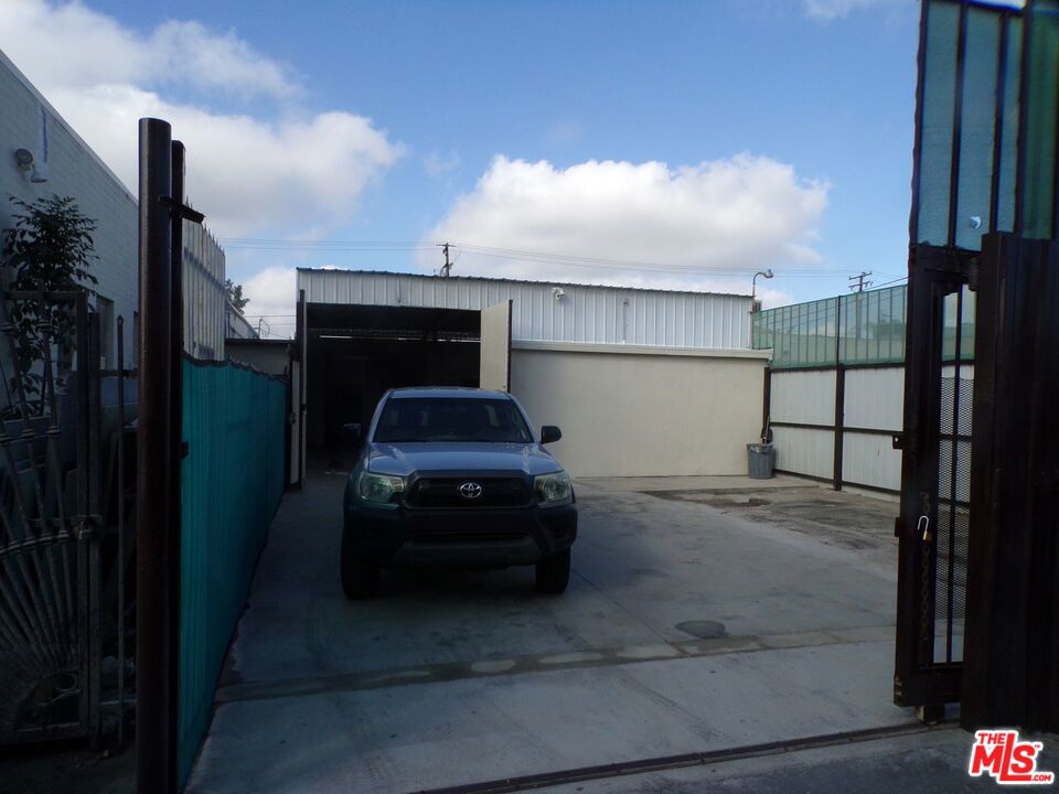 26987239 Property Photo 14