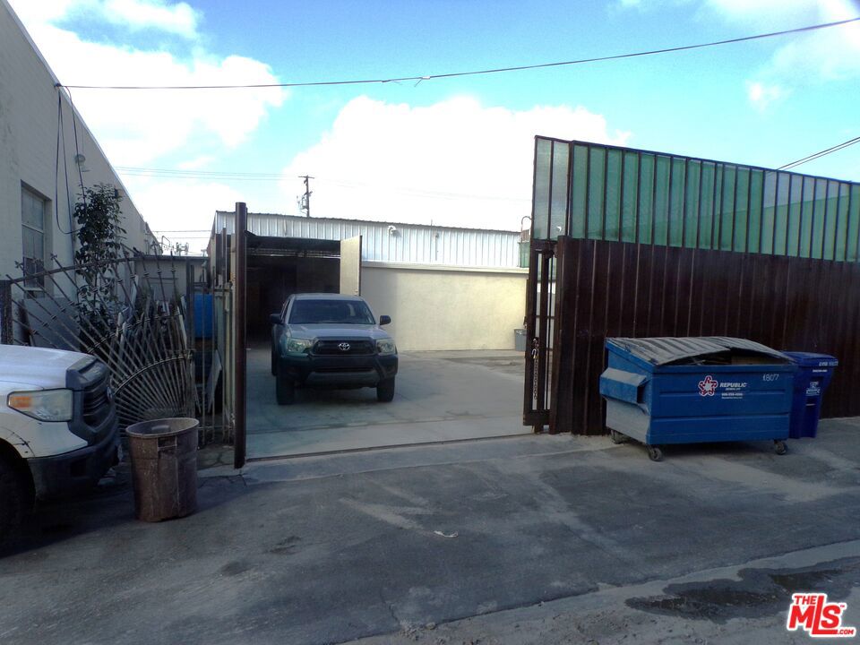 26987239 Property Photo 15