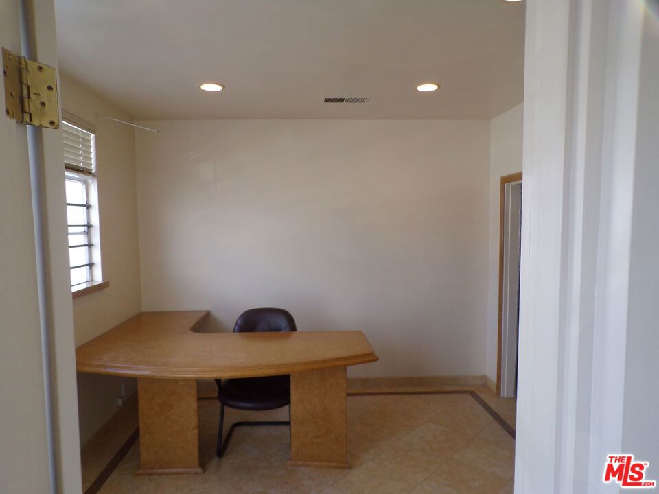26987239 Property Photo 19