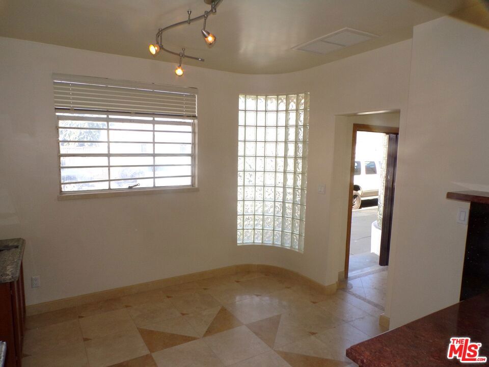 26987239 Property Photo 20