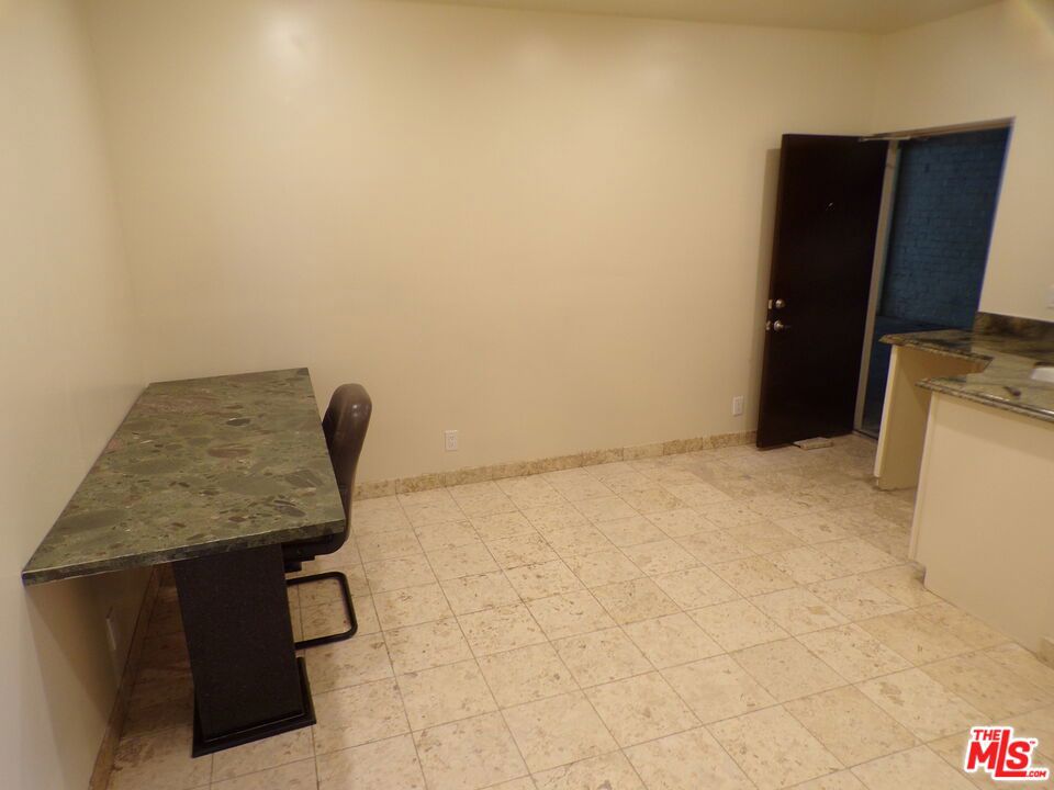 26987239 Property Photo 25