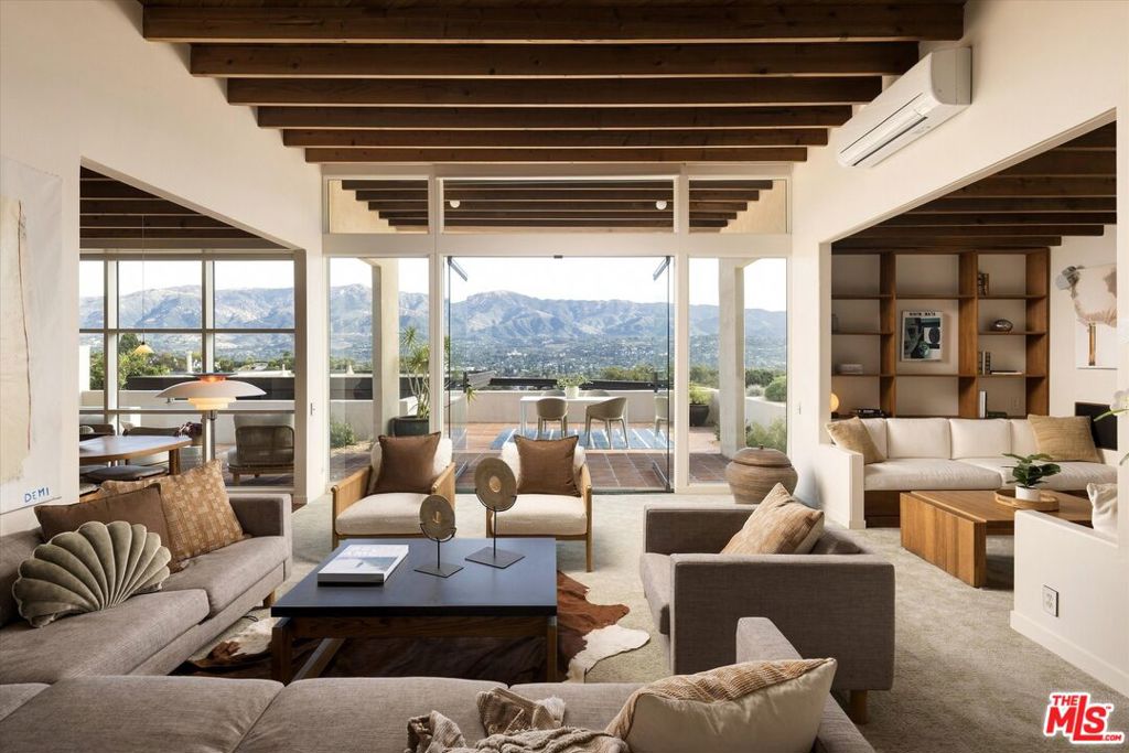 1410 La Cima Road Property Photo 1