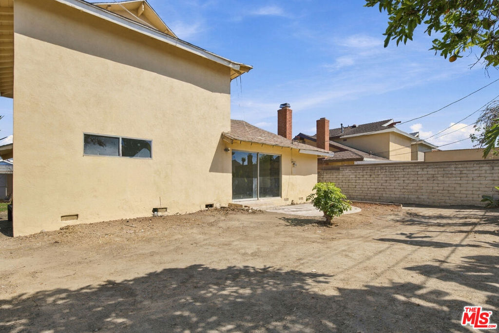 19431 Scobey Avenue Property Photo 15