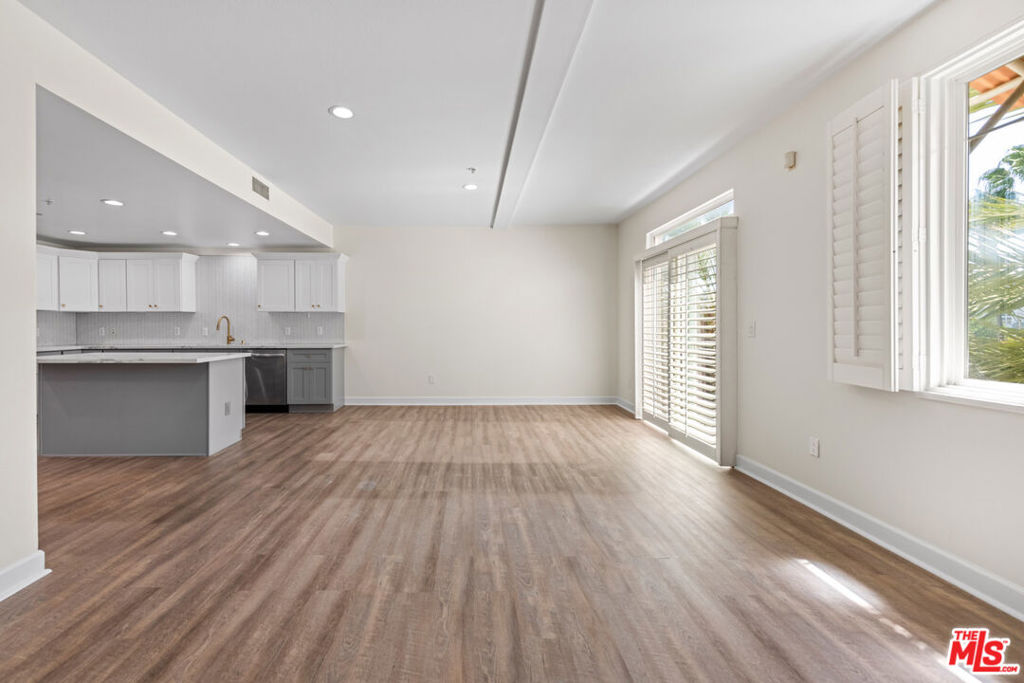 13200 Pacific 316 Property Photo 3