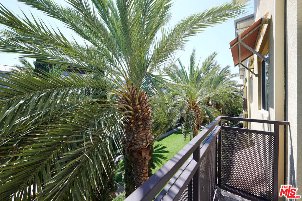 13200 Pacific 316 Property Photo 24