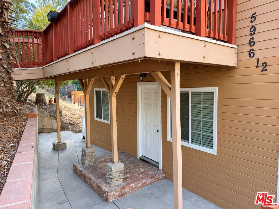 5966 1/2 Benner St Property Photo 2