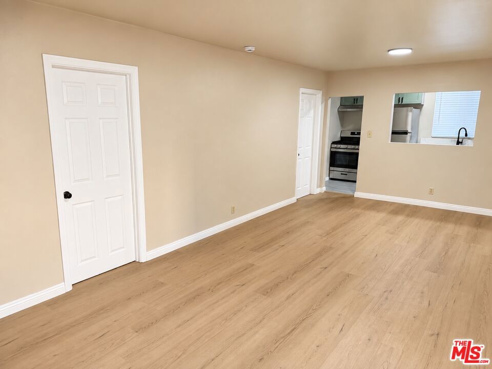 5966 1/2 Benner St Property Photo 7