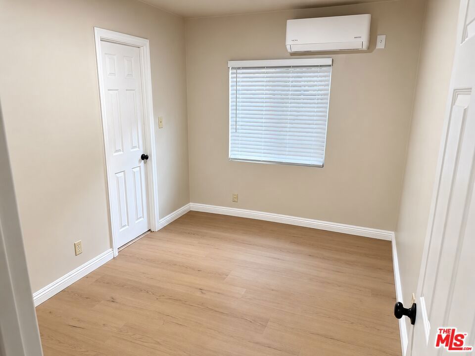 5966 1/2 Benner St Property Photo 21