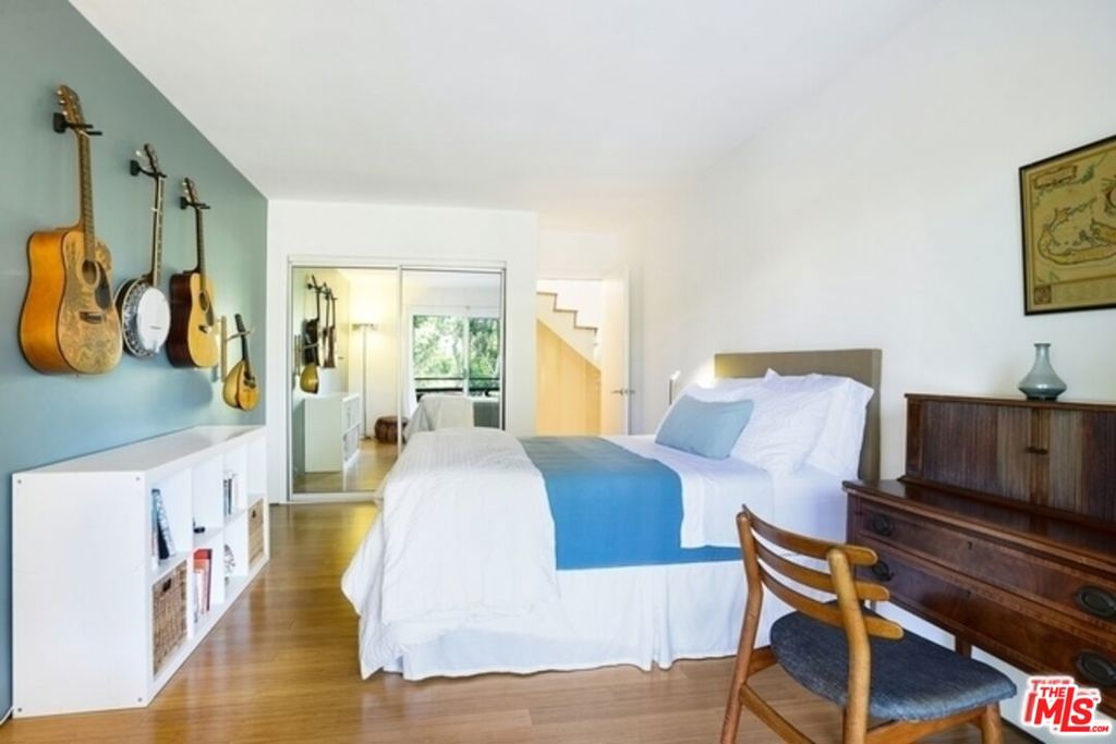 838 N Las Casas Avenue Property Photo 31