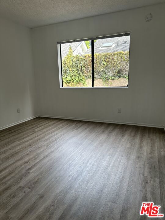 710 Crenshaw Boulevard 106 Property Photo 7