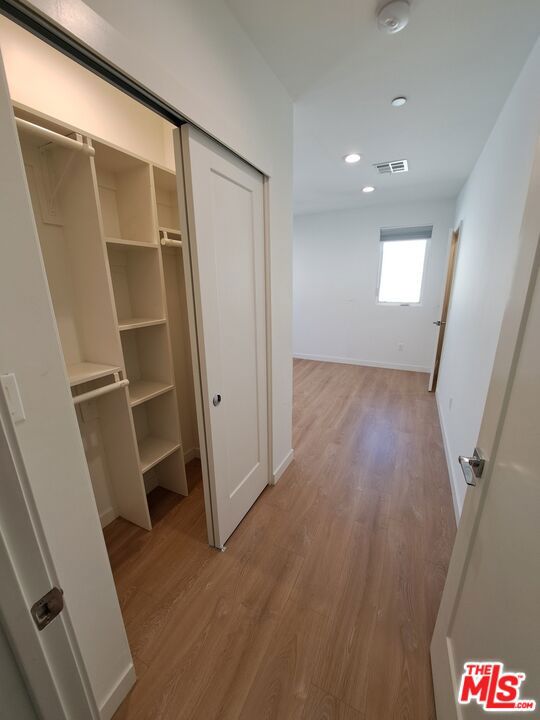 5631 Whitnall Highway Property Photo 13