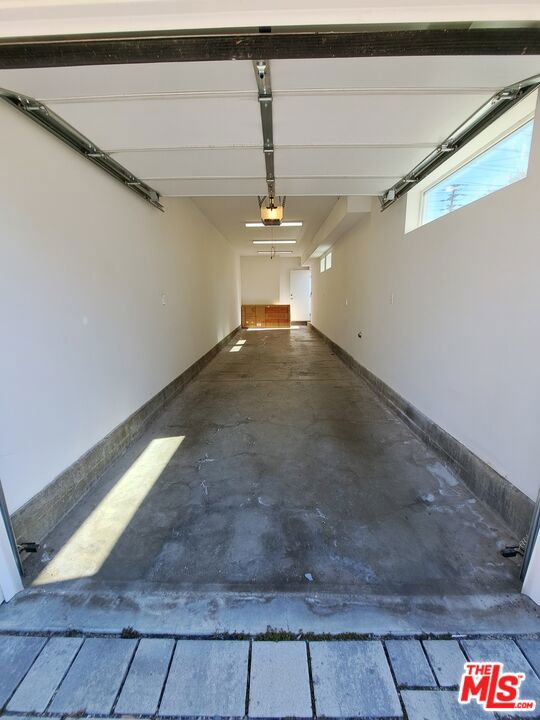 5631 Whitnall Highway Property Photo 27