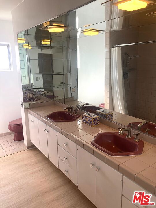 1025 N Kings Road 313 Property Photo 20
