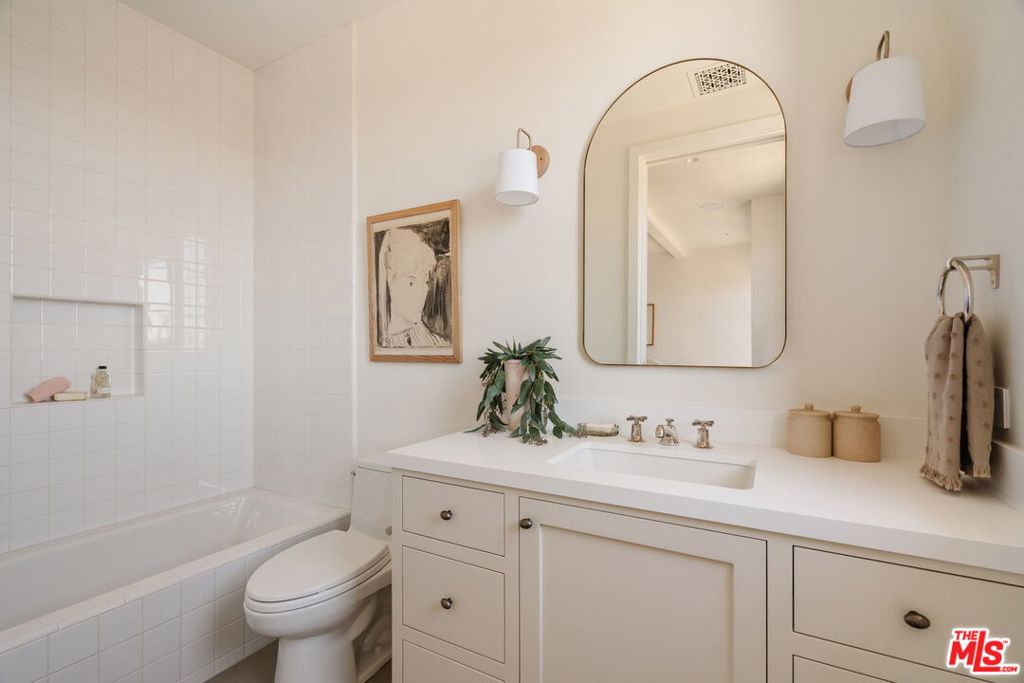 931 Chautauqua Boulevard Property Photo 24