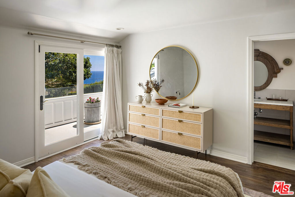 29225 Cliffside Drive Property Photo 19