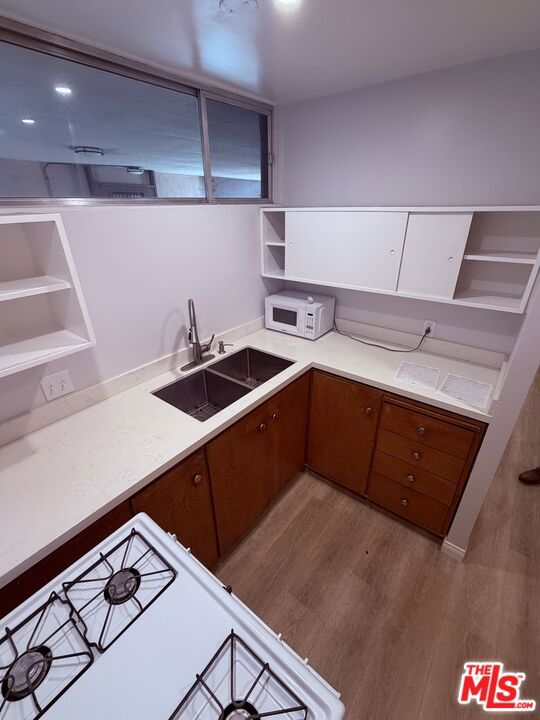 2000 Ivar Avenue #2 Property Photo 5