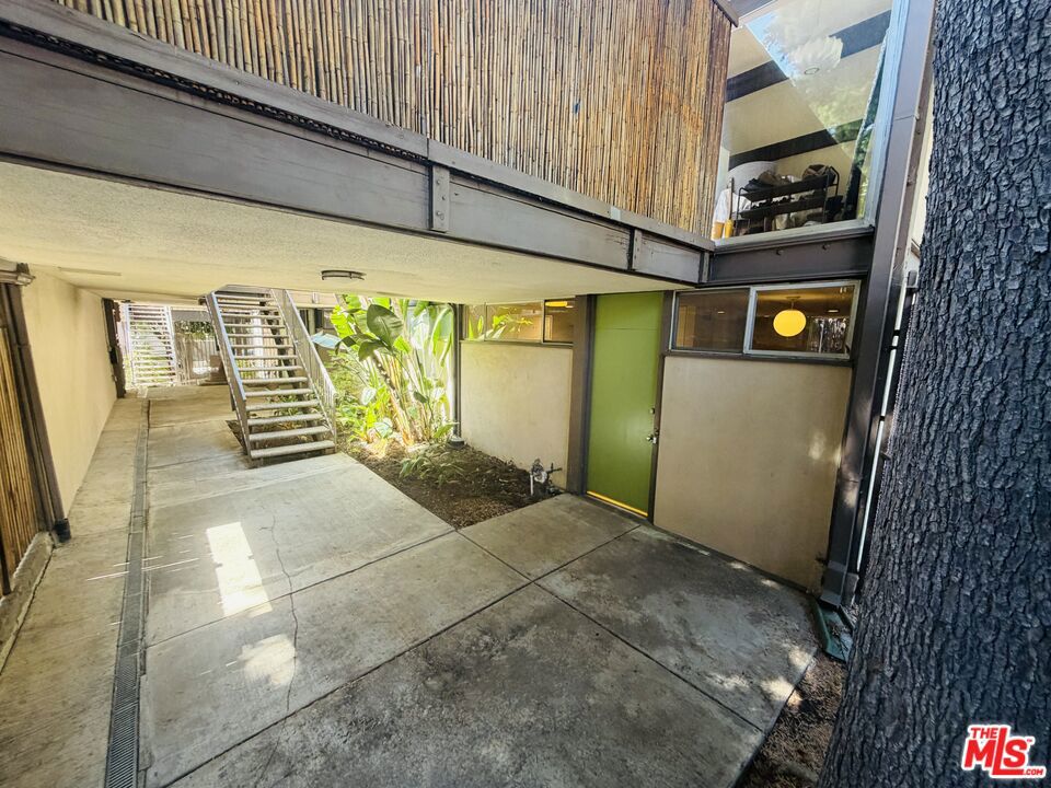 2000 Ivar Avenue #3 Property Photo 1