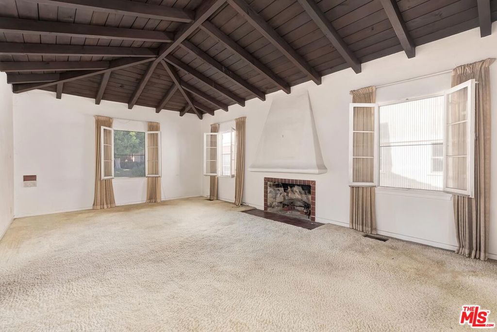 10524 Wilkins Avenue Property Photo 5
