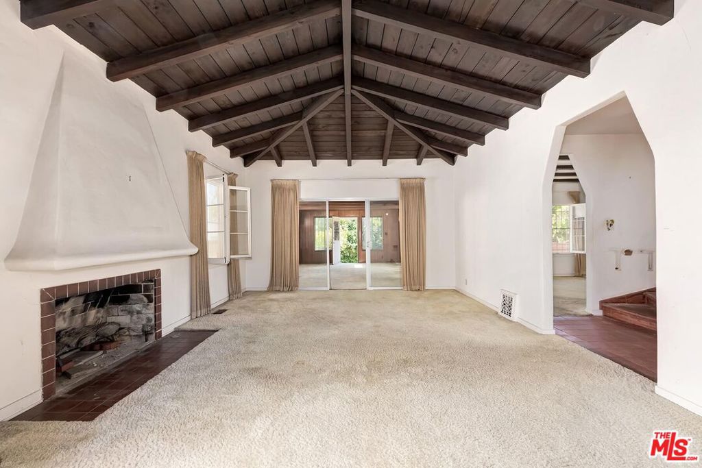10524 Wilkins Avenue Property Photo 9