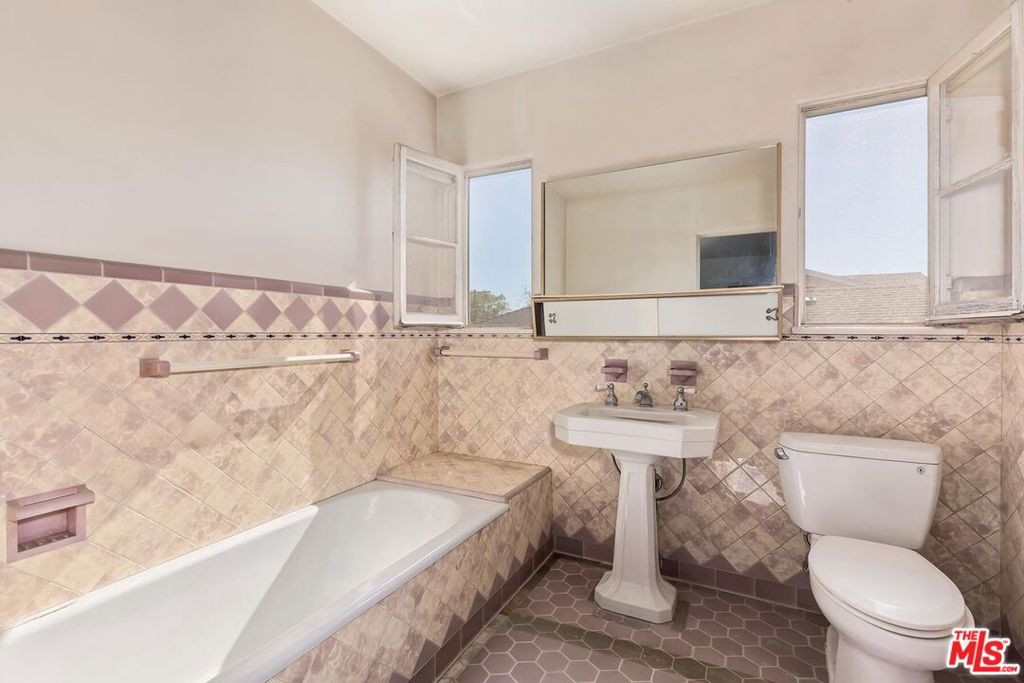 10524 Wilkins Avenue Property Photo 28