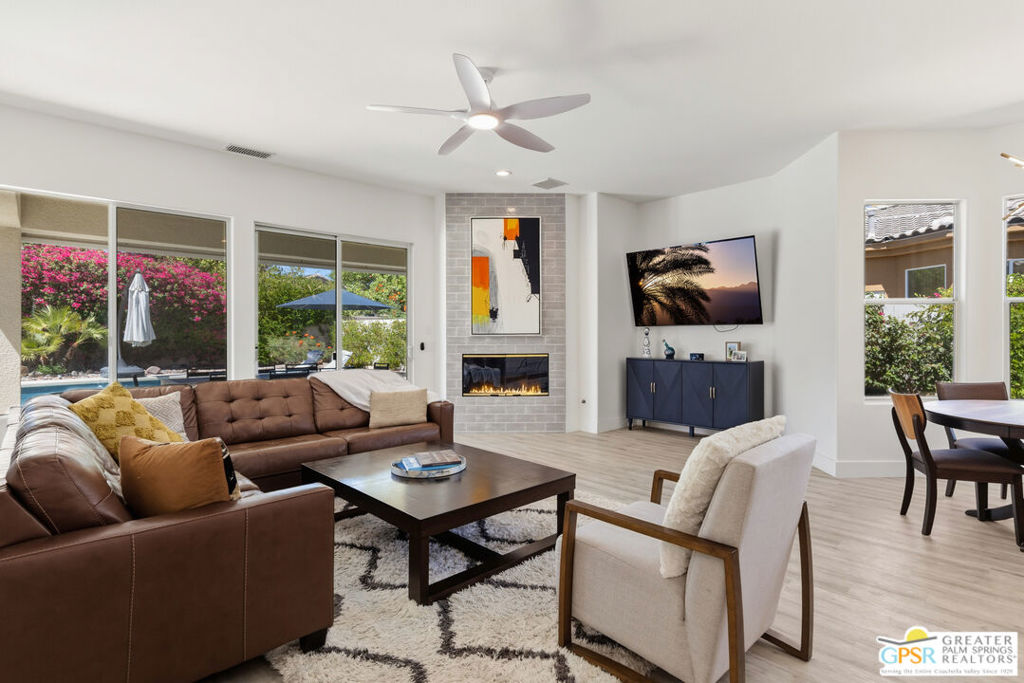 3 King Edward Court Property Photo 16