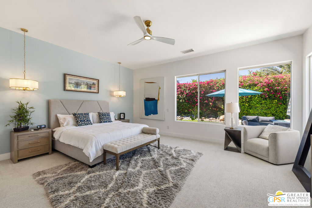 3 King Edward Court Property Photo 26