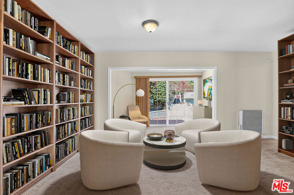 5551 Arch Crest Drive Property Photo 12