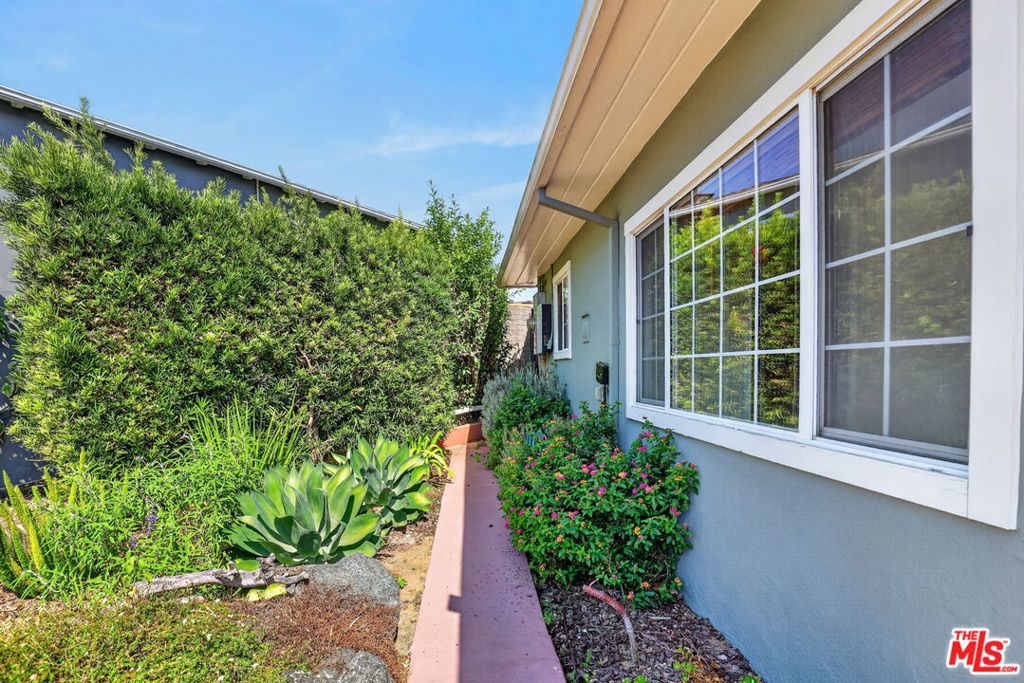 5551 Arch Crest Drive Property Photo 30