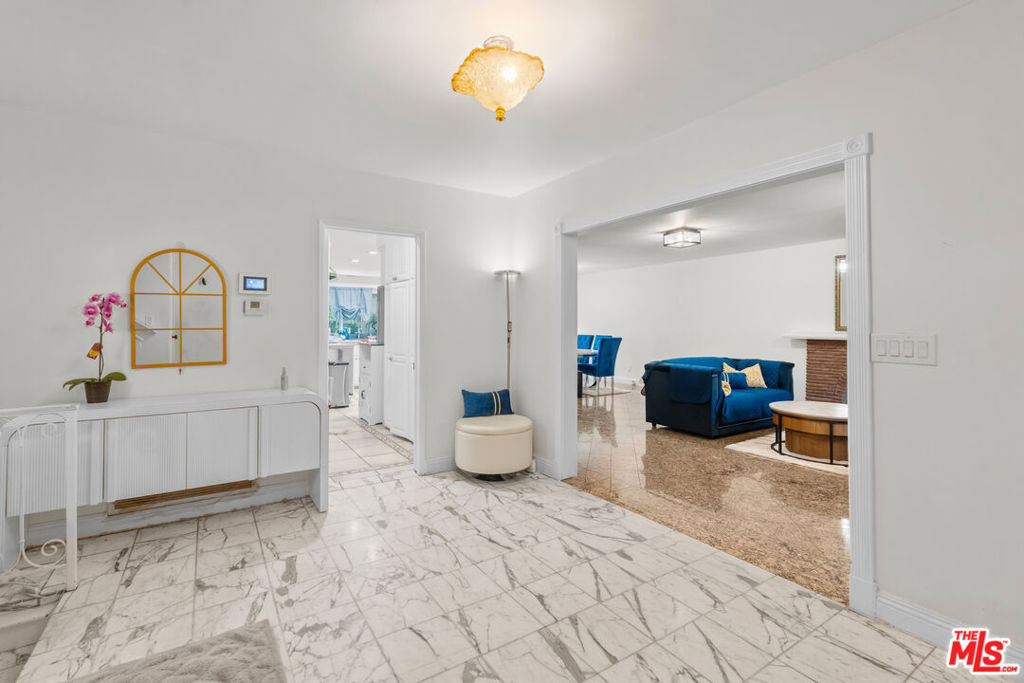 19377 Germain Street Property Photo 4