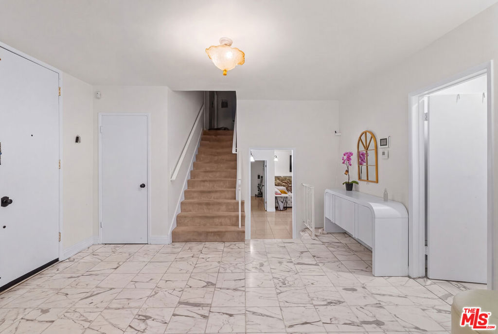 19377 Germain Street Property Photo 5