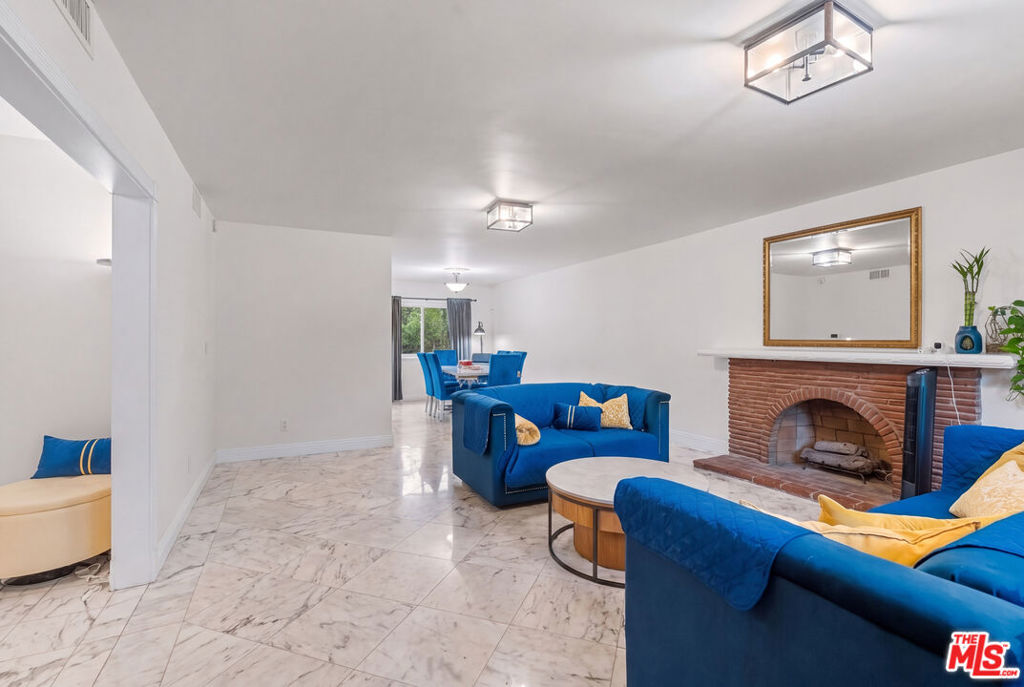 19377 Germain Street Property Photo 8