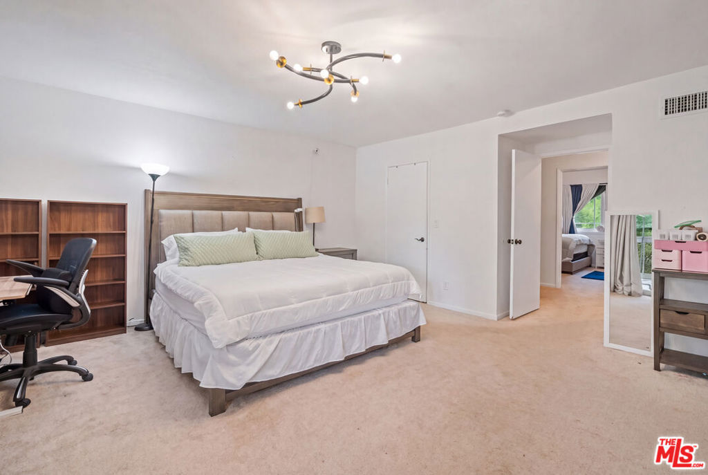 19377 Germain Street Property Photo 29