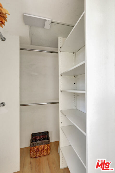 1282 S Cloverdale Avenue Property Photo 13