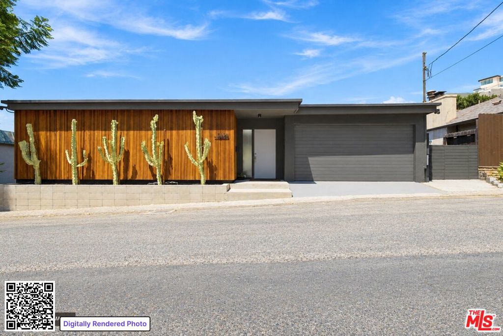 8836 Hollywood Boulevard Property Photo 1